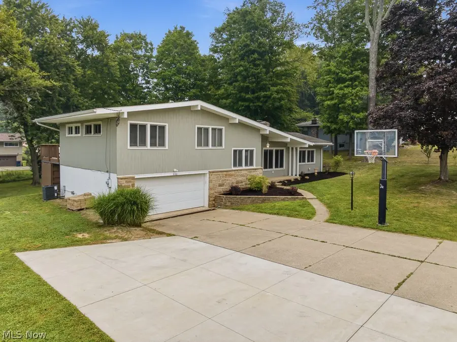 332 Smith Drive, Tallmadge, OH 44278 - #3