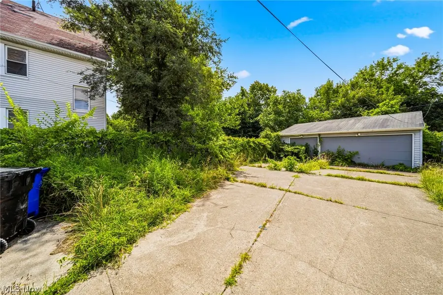 9512 Easton Avenue, Cleveland, OH 44104 - #3