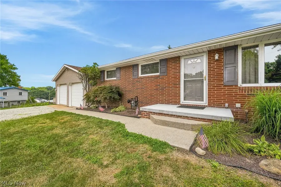 3140 Rusty Sw Avenue, Canton, OH 44706 - #3