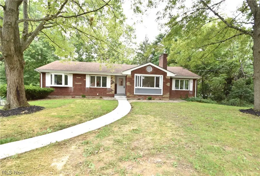 5347 Old Oxford Lane, Youngstown, OH 44512 - #2
