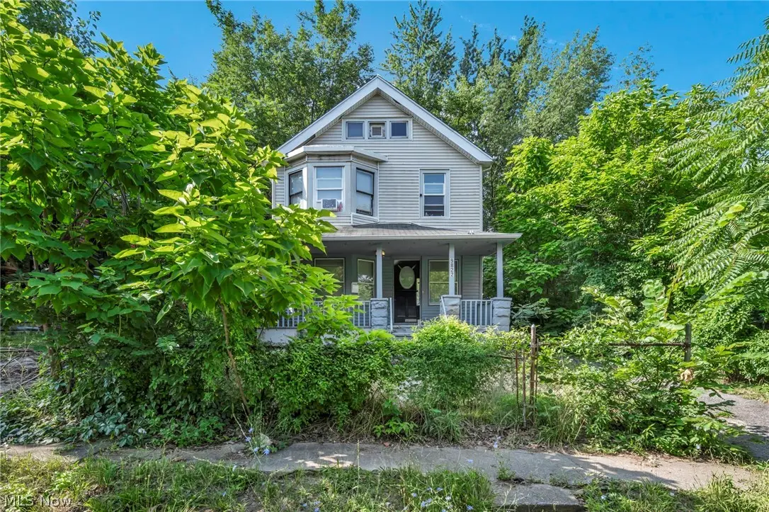 9822 Raymond Avenue, Cleveland, OH 44104 - #1