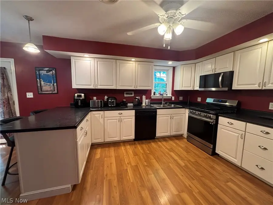 189 Ashtabula Point, Roaming Shores, OH 44084 - #2