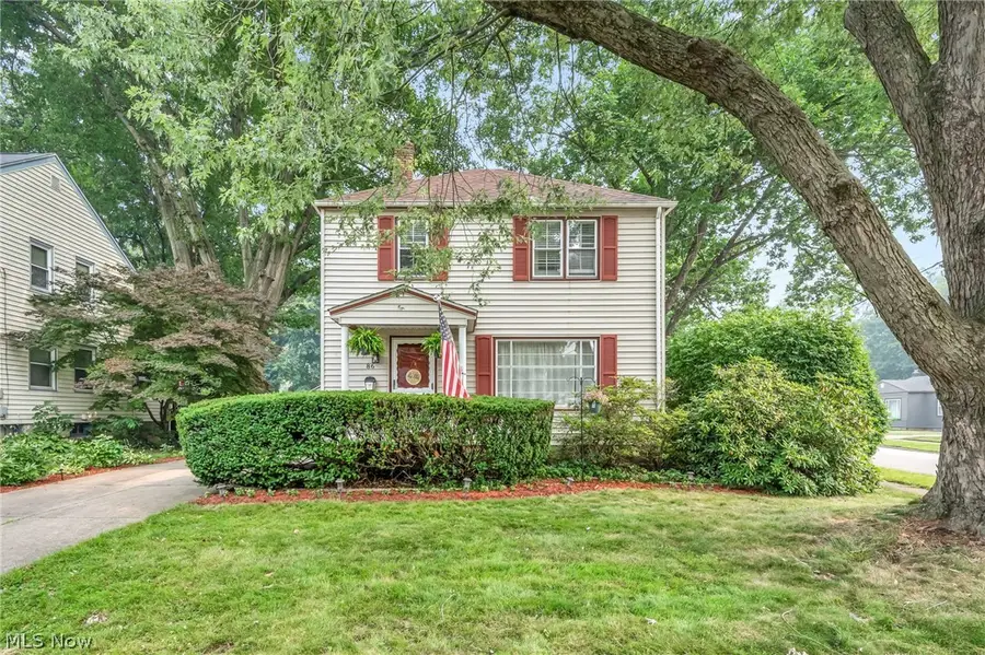 86 Washington Avenue, Cuyahoga Falls, OH 44221 - #2