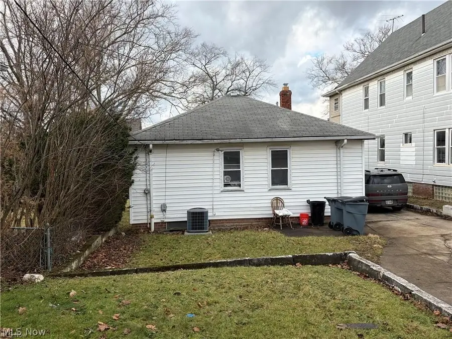 3895 E 151st Street, Cleveland, OH 44128 - #3