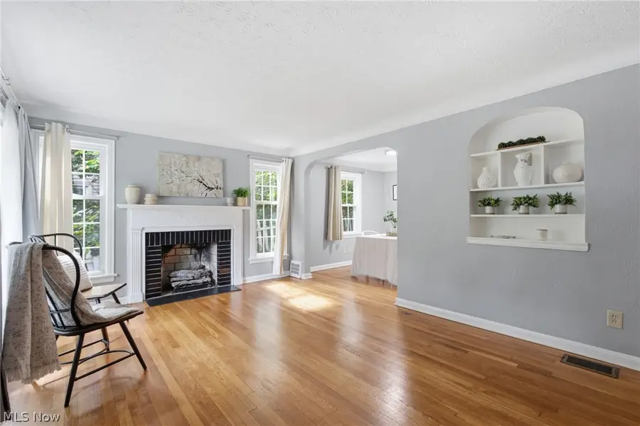 3556 Meadowbrook Boulevard, Cleveland Heights, OH 44118 - #3
