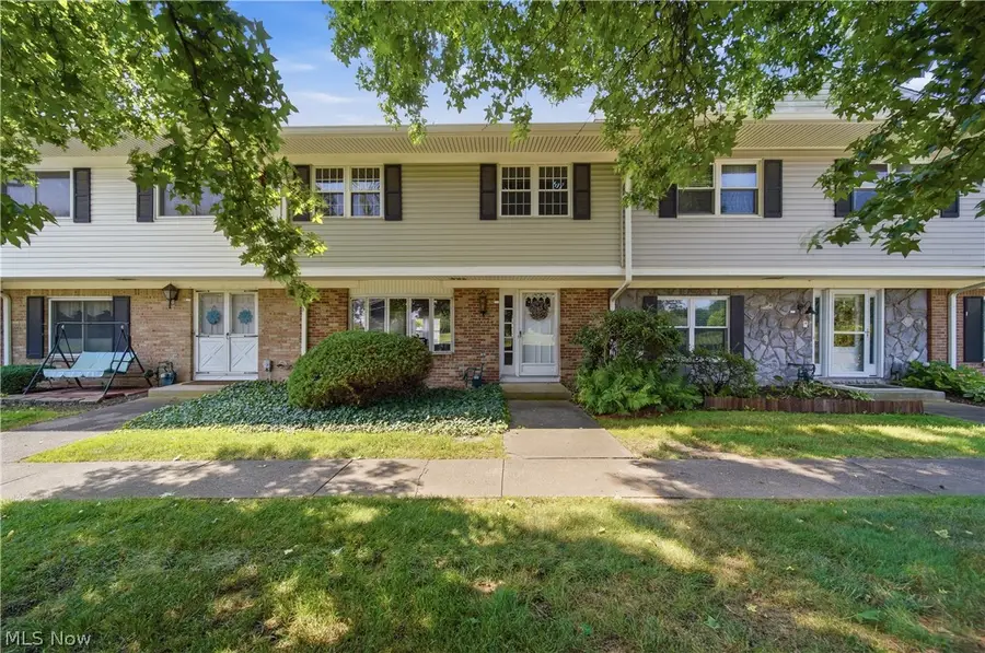 2059 Carlile Drive, Uniontown, OH 44685 - #2