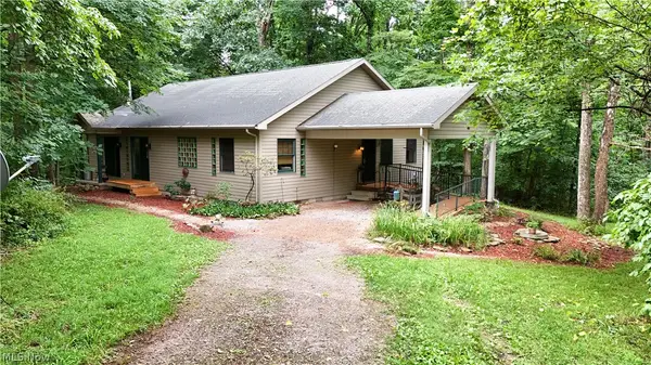 1379 Sandusky Road, Albany, OH 45710