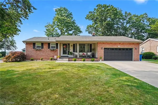 118 Robinwood Drive, New Middletown, OH 44442
