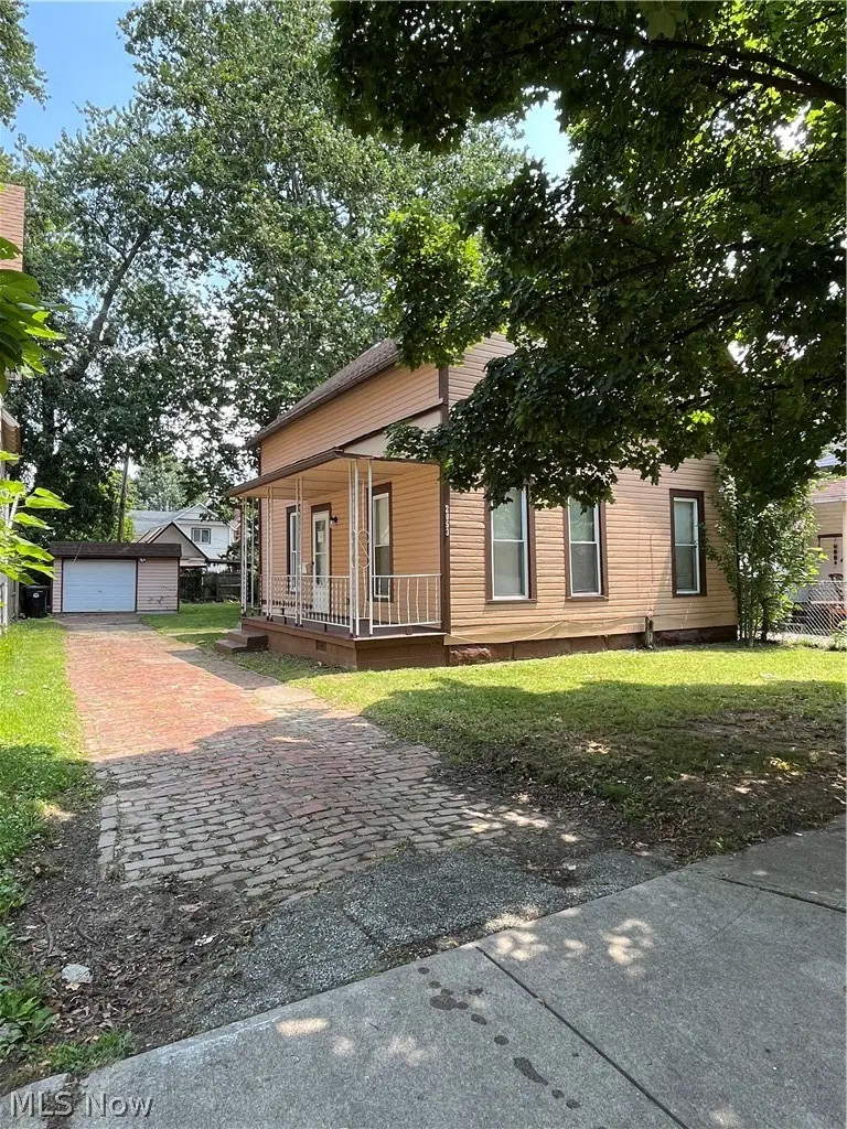 2053 W 95th Street, Cleveland, OH 44102 - #3