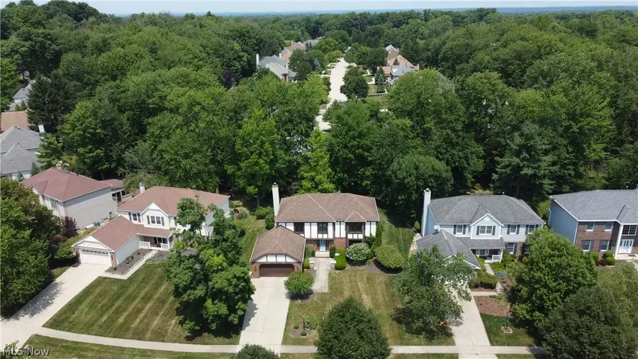 16932 Willow Wood Drive, Strongsville, OH 44136 - #2