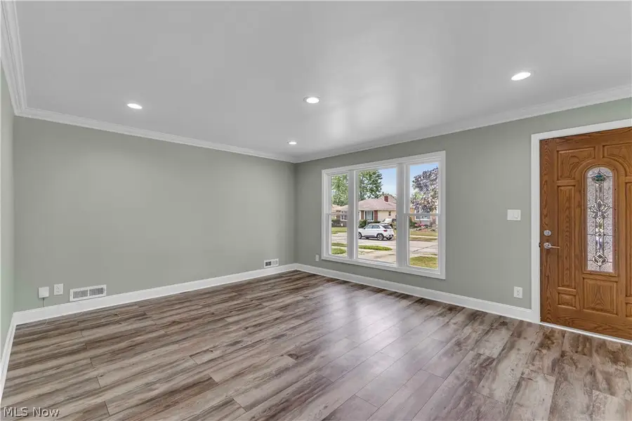 3332 North Avenue, Parma, OH 44134 - #3
