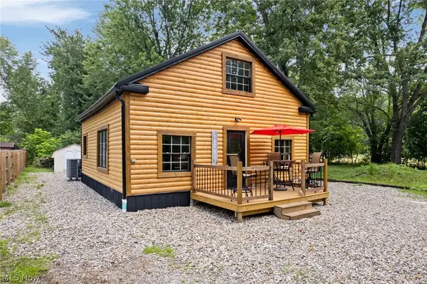 1499 Beachview Drive, Lake Milton, OH 44429