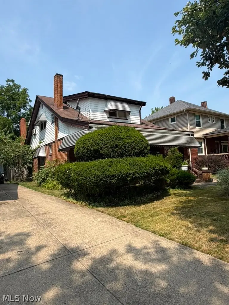 3588 Pennington Road, Cleveland, OH 44120 - #2