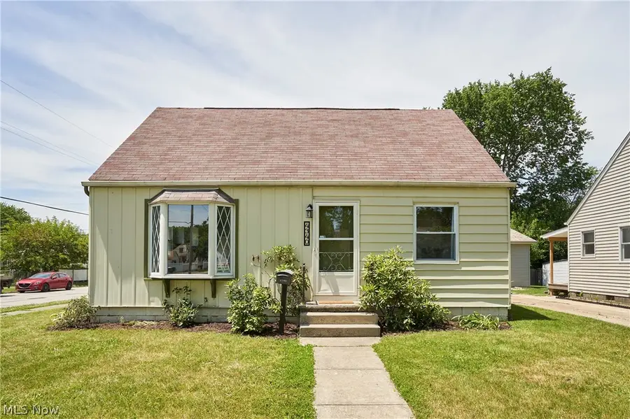 4340 W 189th Street, Cleveland, OH 44135 - #2