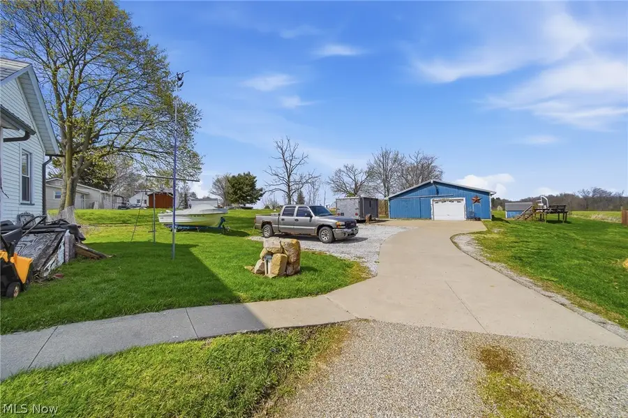 11275 Orrville Nw Street, Massillon, OH 44647 - #3