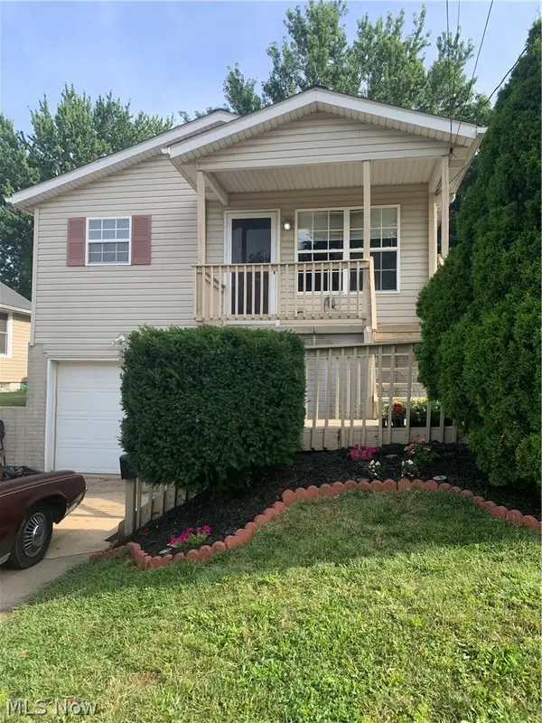 1843 Springfield Center Rd, Akron, OH 44312
