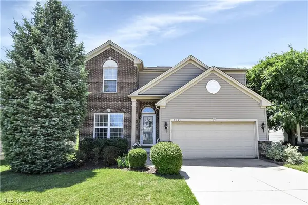 9355 Saybrook Drive, North Ridgeville, OH 44039