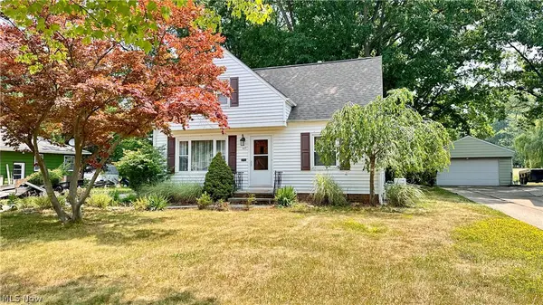 627 Trebisky Road, South Euclid, OH 44143