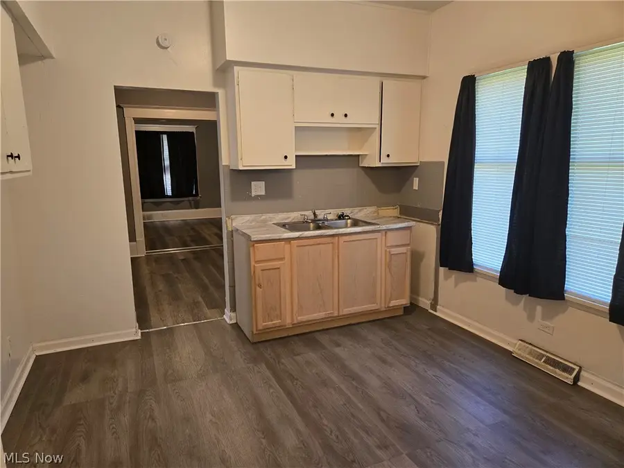 4111 E 79th Street, Cleveland, OH 44105 - #2