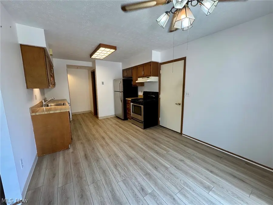 5484 Wildwood Court #B, Willoughby, OH 44094 - #3