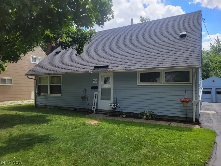 2250 Wichert Drive, Cuyahoga Falls, OH 44221 - #3