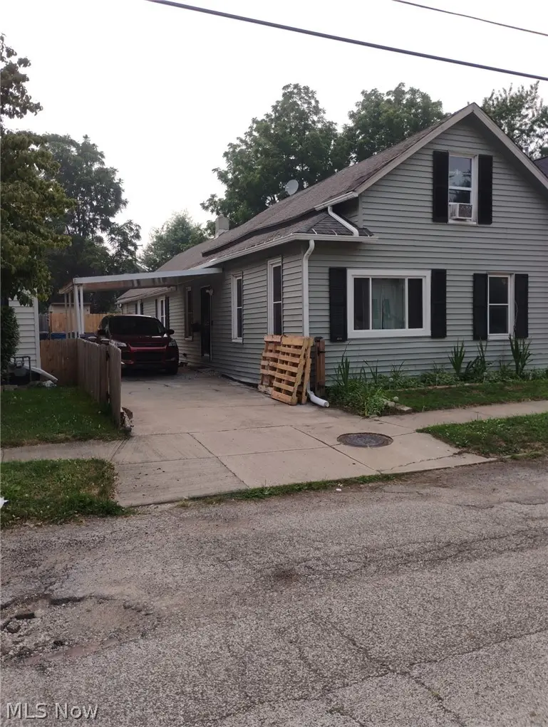 4318 E 72nd Street, Cleveland, OH 44105 - #2