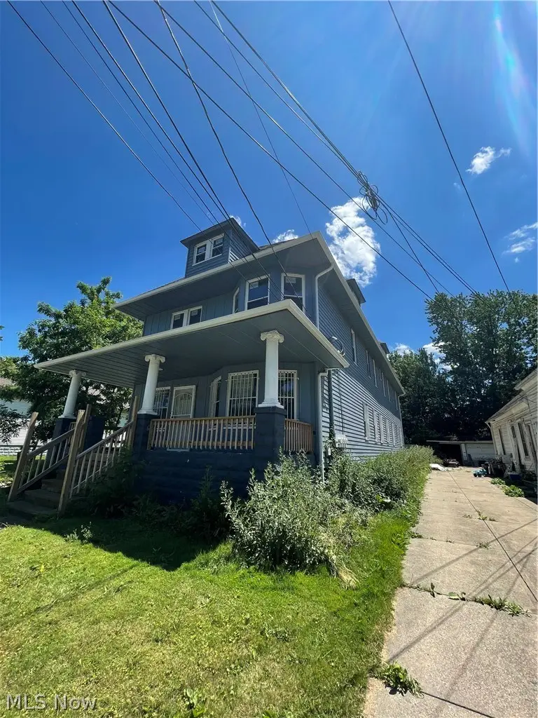 6204 Fullerton Avenue, Cleveland, OH 44105 - #2