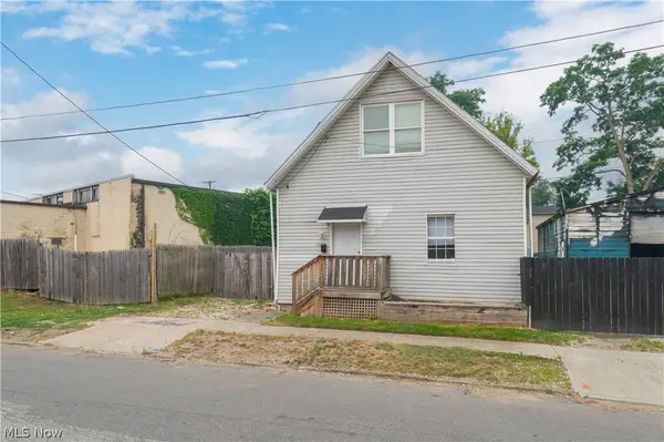 3208 E 66th Street, Cleveland, OH 44127