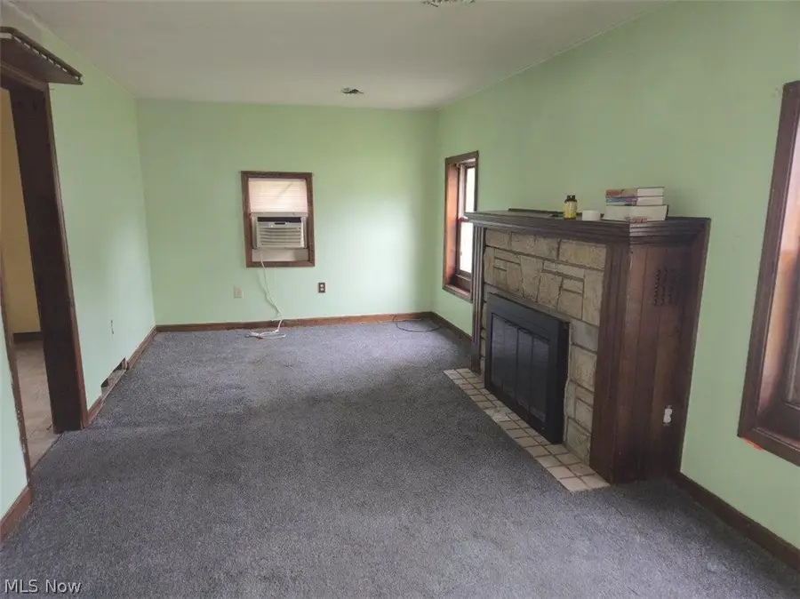 375 Bon Air Avenue, Elyria, OH 44035 - #3