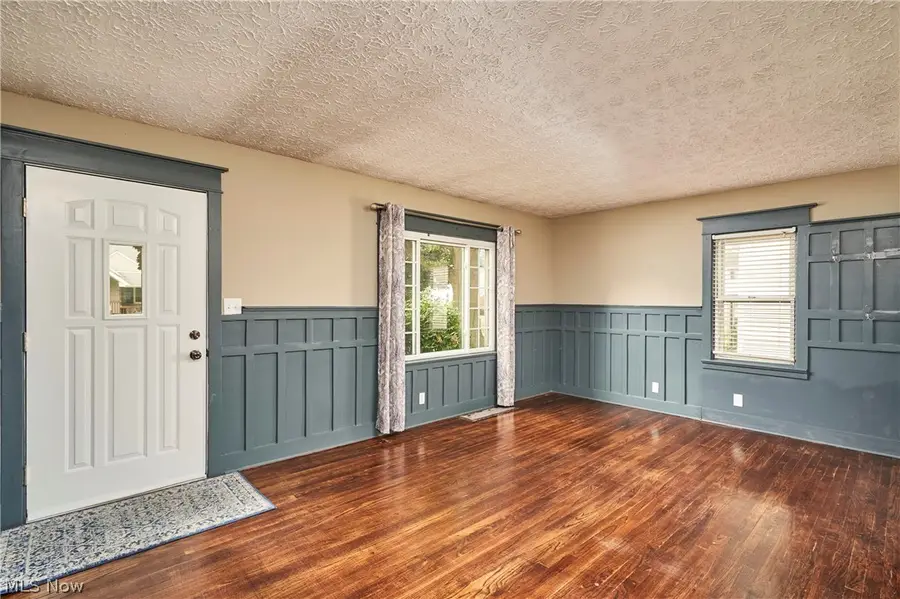223 Davenport Avenue, Akron, OH 44312 - #3