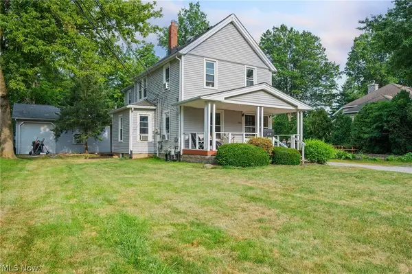 115 Avon Point Avenue, Avon Lake, OH 44012