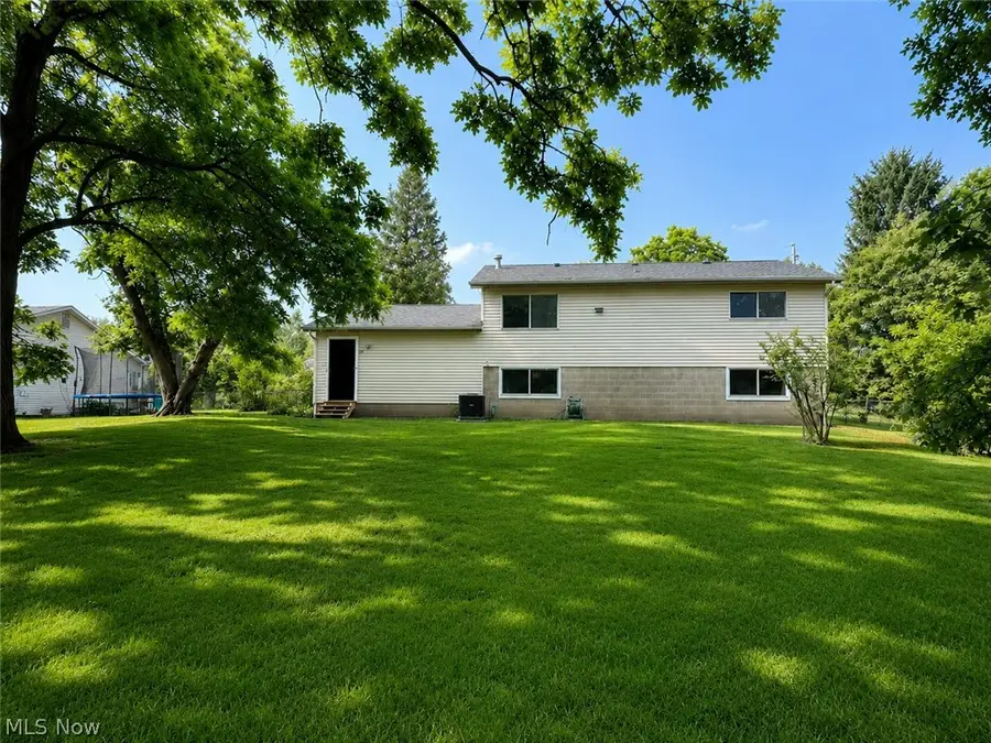 105 Walnut Ridge Drive, Little Hocking, OH 45742 - #2