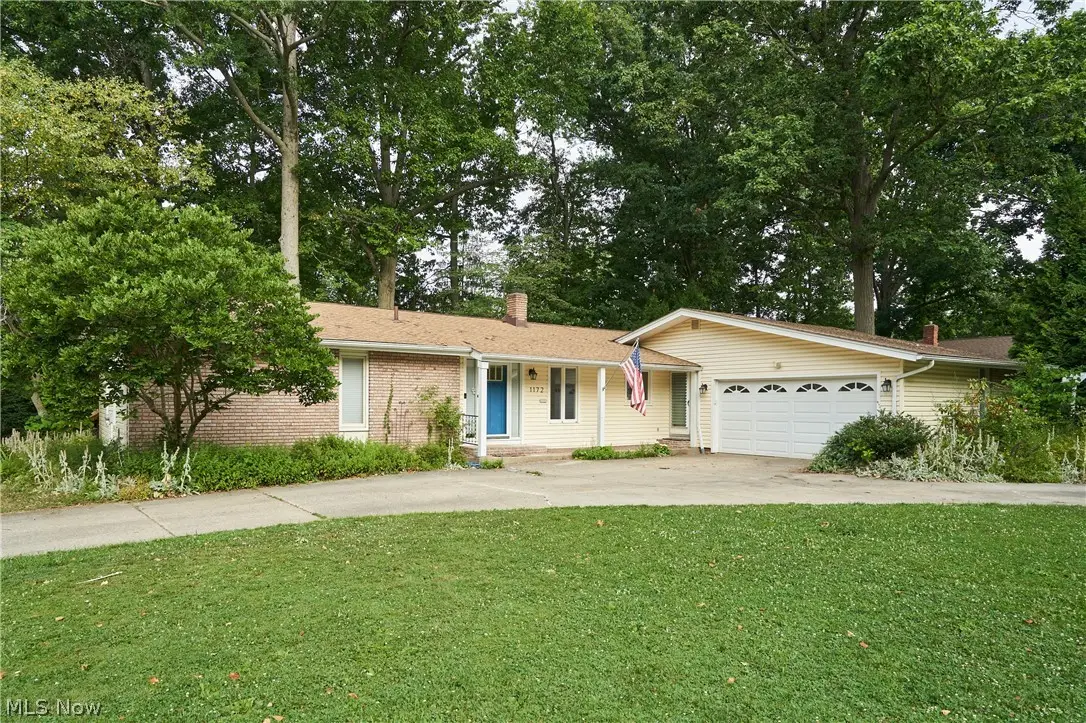1172 Berwick Lane, South Euclid, OH 44121 - #1