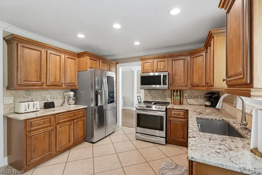 7875 Newcomb Drive, Parma, OH 44129 - #3