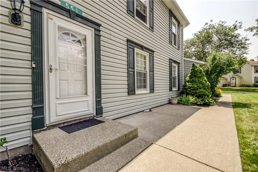551 Heritage Square, Jefferson, OH 44047 - #3