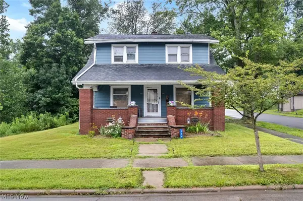 304 E Lisbon Street, Waynesburg, OH 44688