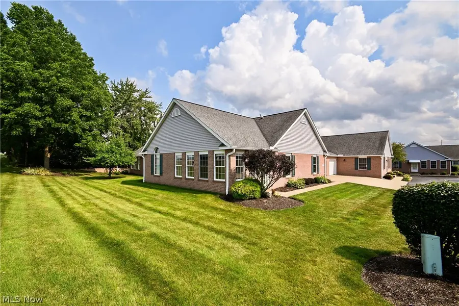 12782 Forsythia Nw Avenue, Uniontown, OH 44685 - #2