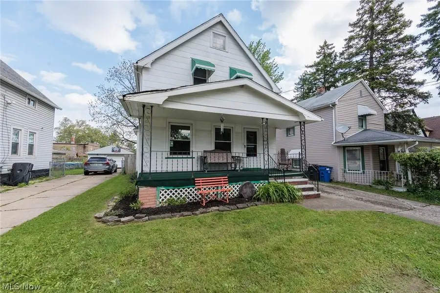 4318 Bucyrus Avenue, Cleveland, OH 44109 - #2