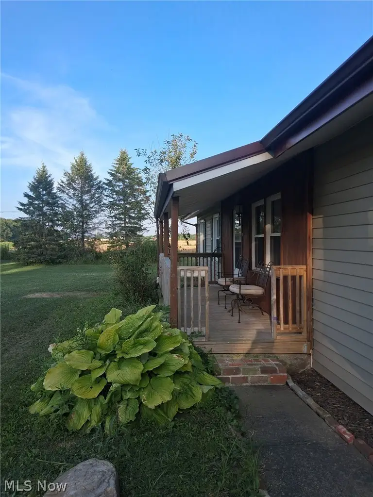 6874 Hammond Corners Road, Pierpont, OH 44082 - #3