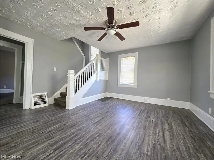 432 Fuller Street, Akron, OH 44306 - #3