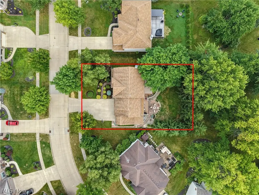 15097 Scarlet Oak Trail, Strongsville, OH 44149 - #3