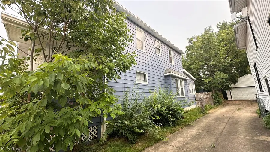 4223 Brooklyn Avenue, Cleveland, OH 44109 - #3