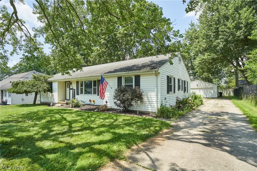 230 Valley View Drive, Wadsworth, OH 44281 - #2