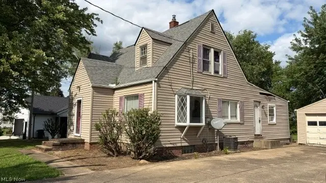 820 Woodlawn Nw Avenue, Canton, OH 44708 - #3