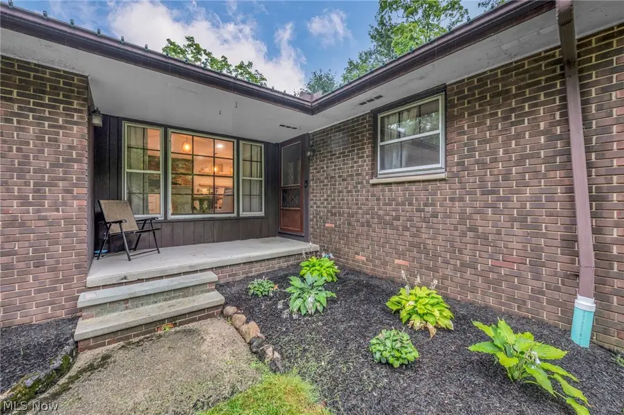 11523 Auburn Road, Chardon, OH 44024 - #3