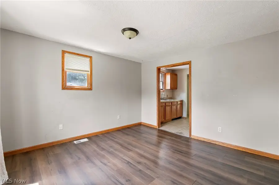 731 14th Se Street, Massillon, OH 44646 - #3