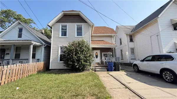 7425 Harvard Avenue, Cleveland, OH 44105