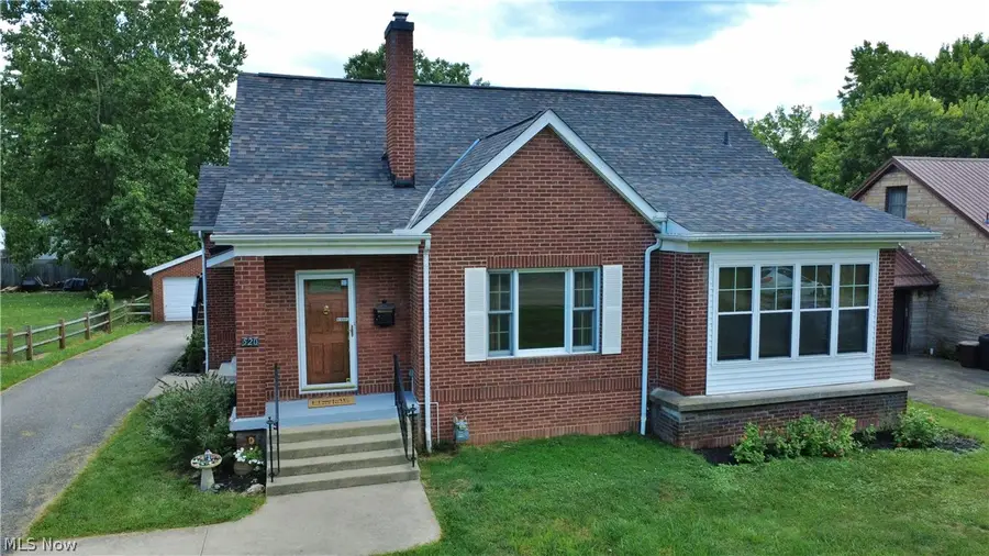 520 Harding Road, Zanesville, OH 43701 - #2