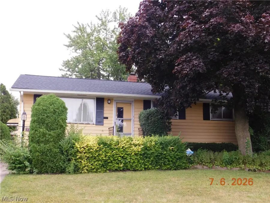 616 Judie Drive, Cleveland, OH 44109 - #2