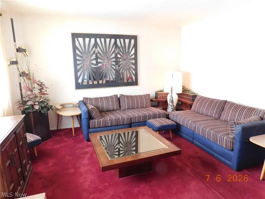 616 Judie Drive, Cleveland, OH 44109 - #3